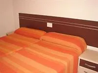 Serviden Retiro Park Ii دينايا